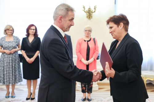 Wręczenie sędziemu Wojciechowi Sychowi aktu powołania na członka Państwowej Komisji Wyborczej, fot. Krzysztof Sitkowski/KPRP